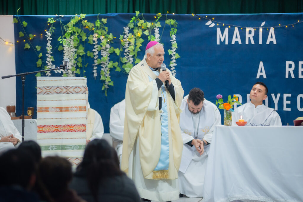 Mons. Lozano